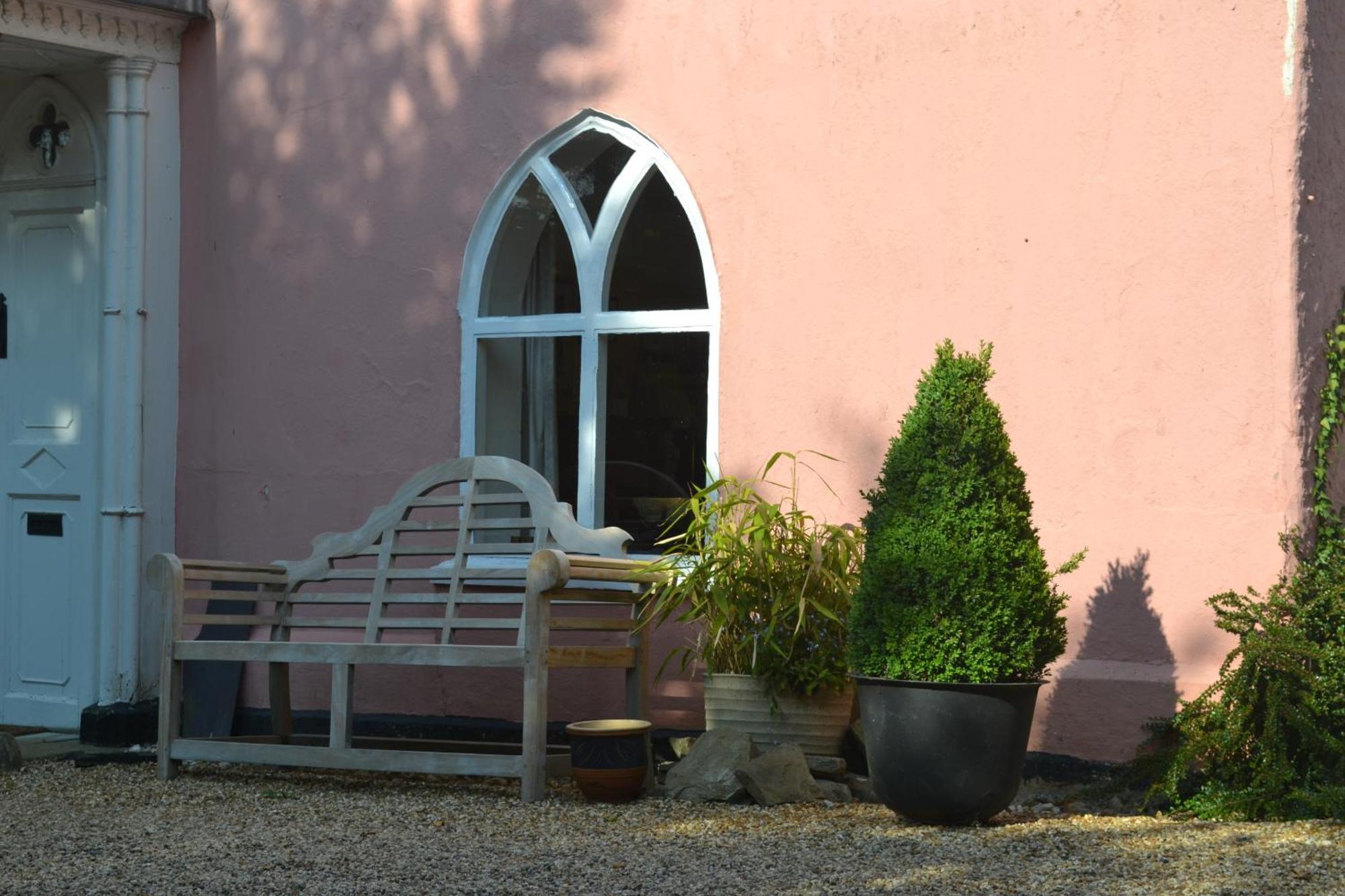 The Cottage Guest House Birchanger Exterior photo